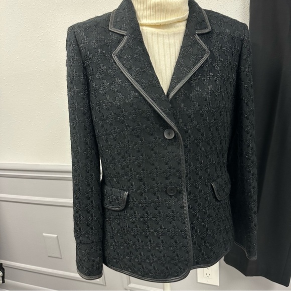 Albert Nipon Textured Black Blazer & Pant Suit Set With Leather Trim - Picture 3 of 16